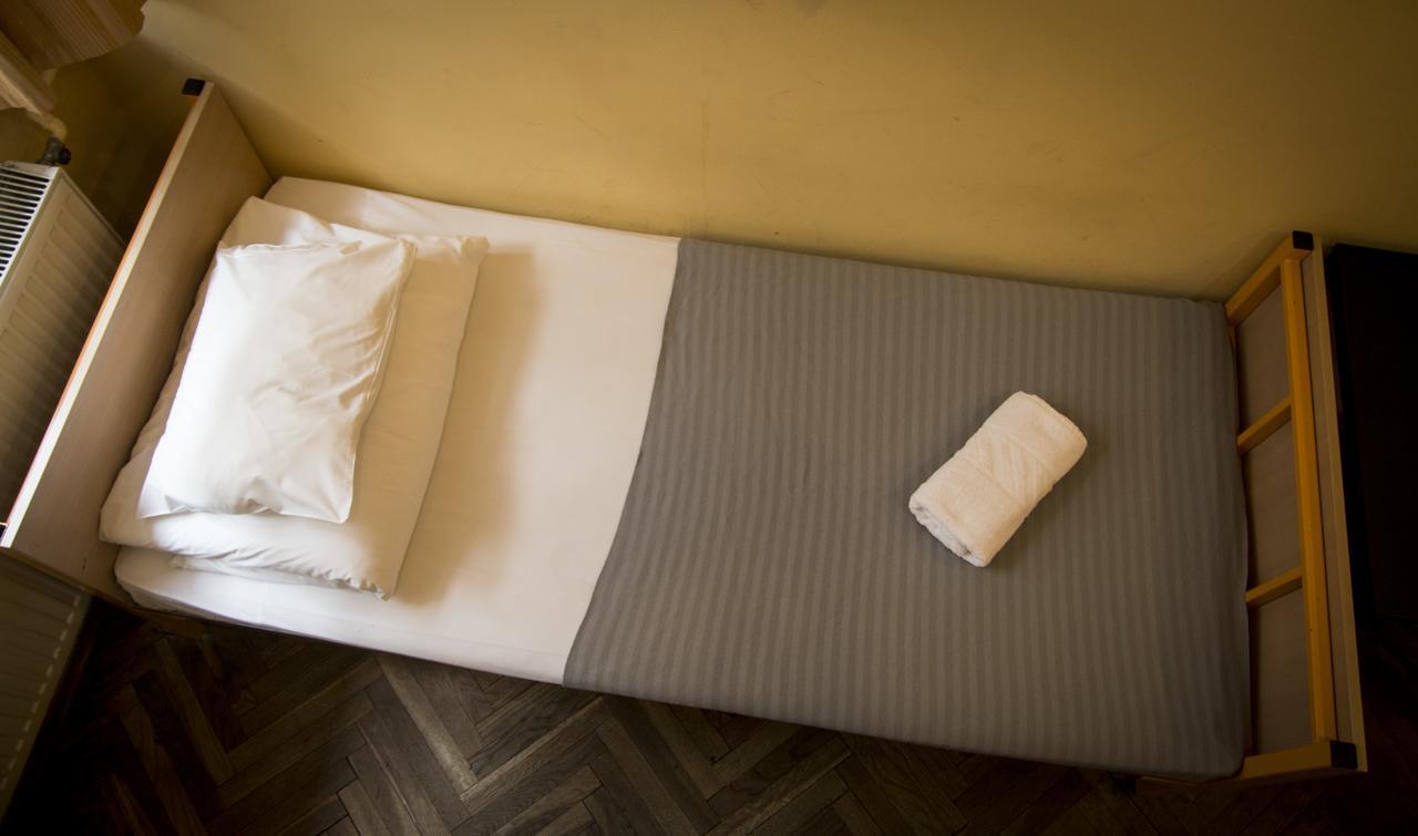 City Hostel Krasków Eksteriør bilde