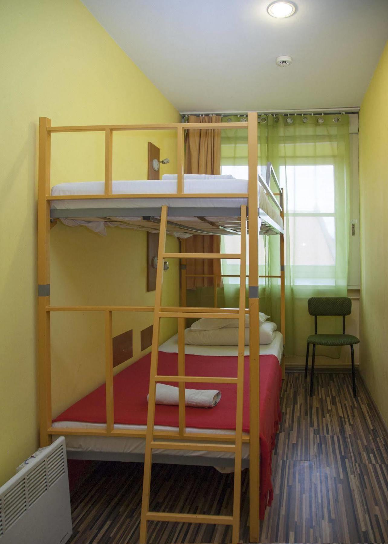 City Hostel Krasków Eksteriør bilde