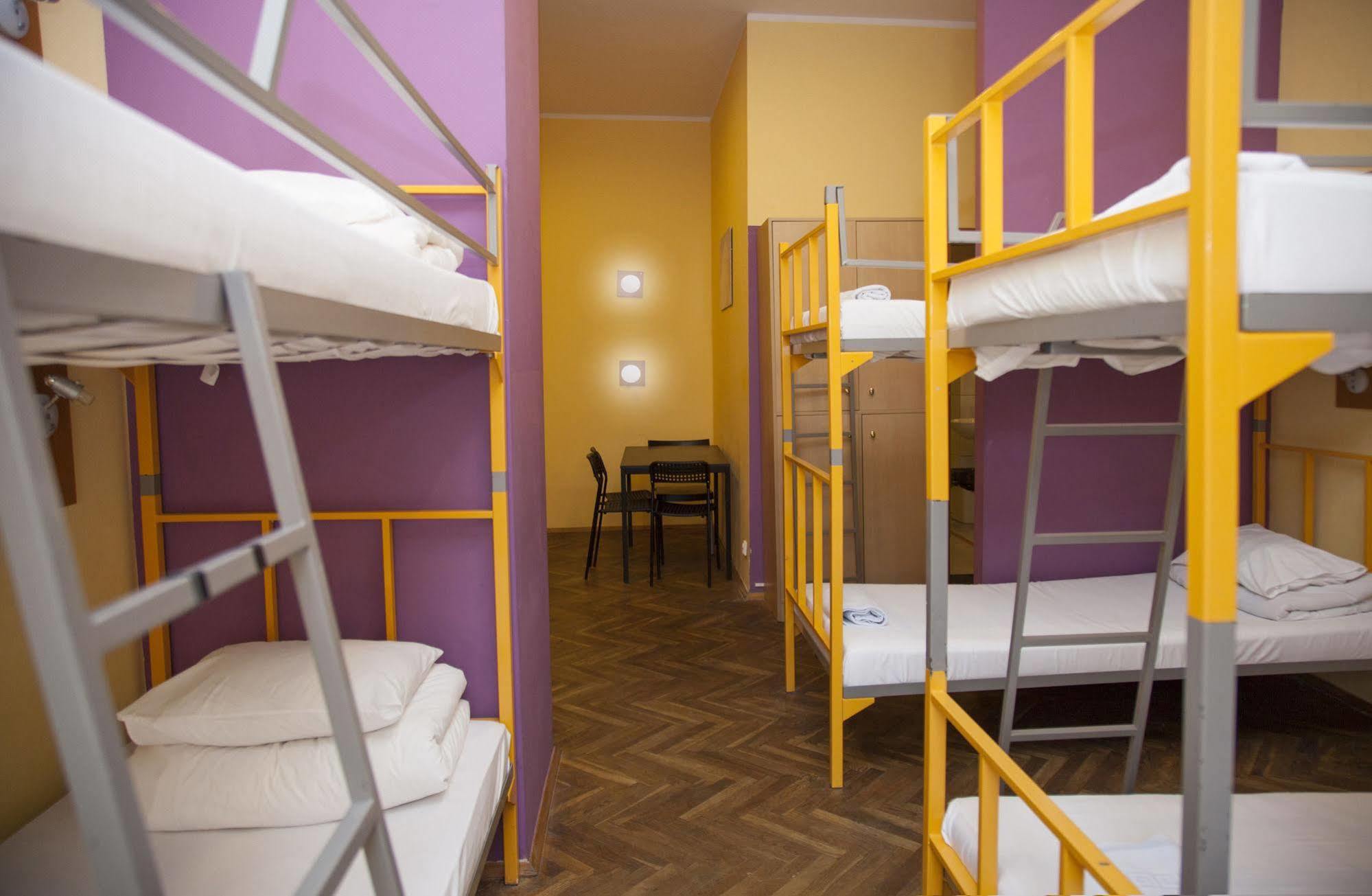 City Hostel Krasków Eksteriør bilde