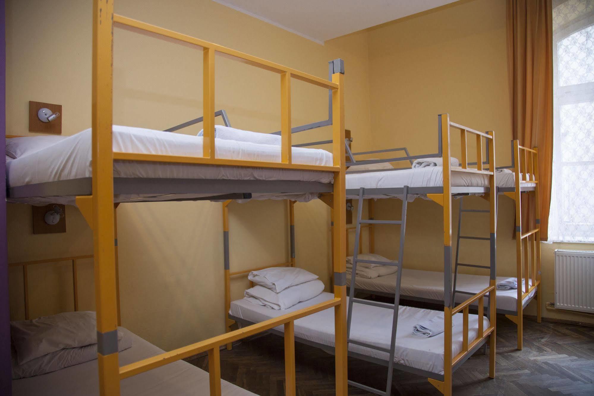 City Hostel Krasków Eksteriør bilde