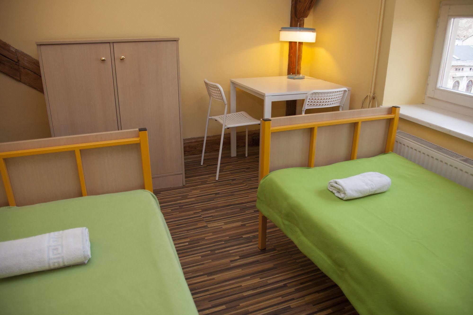 City Hostel Krasków Eksteriør bilde