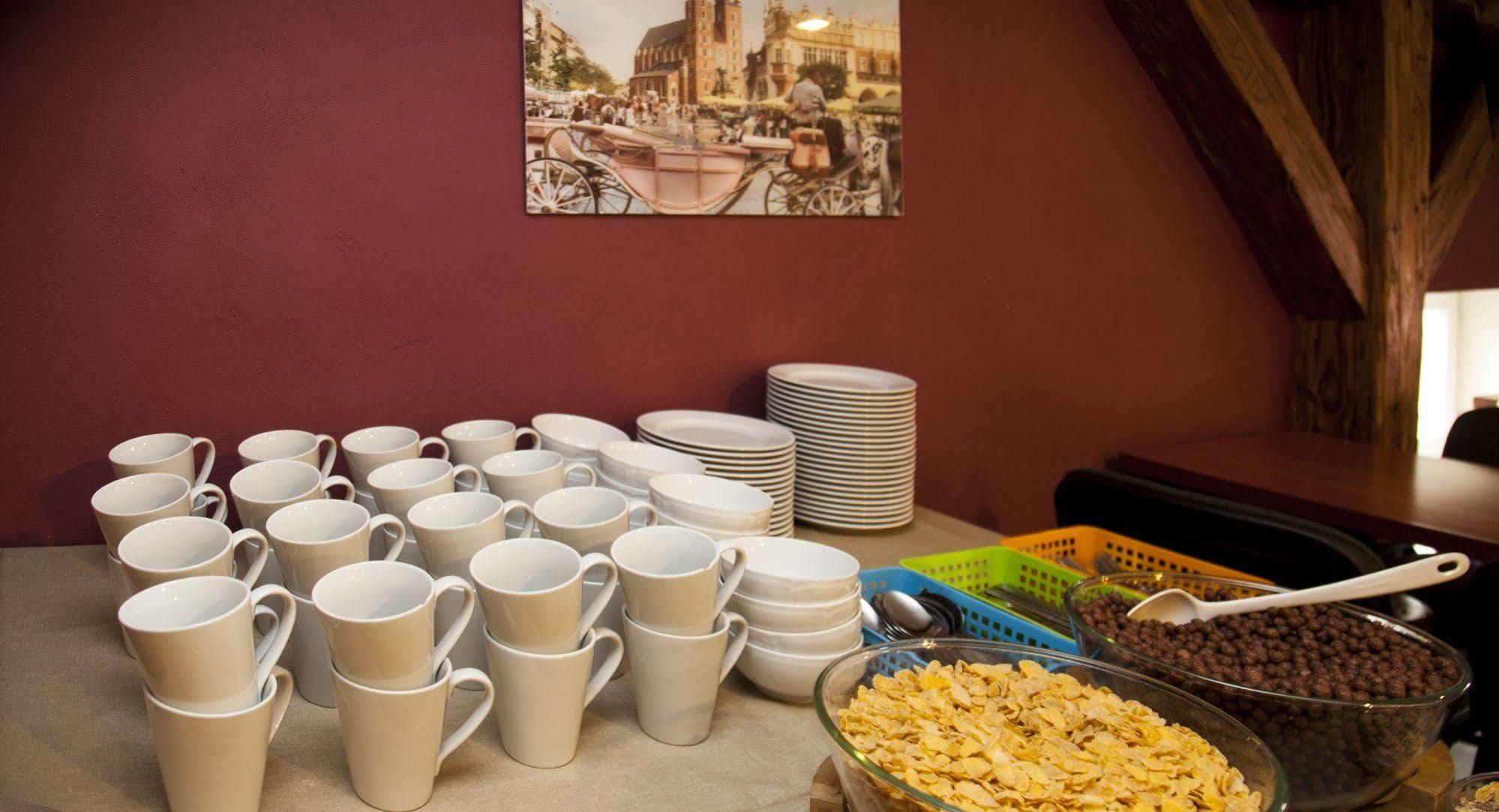 City Hostel Krasków Eksteriør bilde