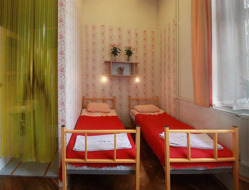 City Hostel Krasków Eksteriør bilde